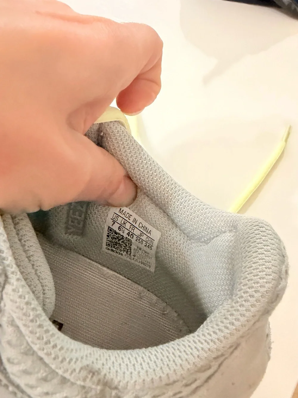 Authentic Adidas Yeezy Boost 700 Wave Runner – US 7